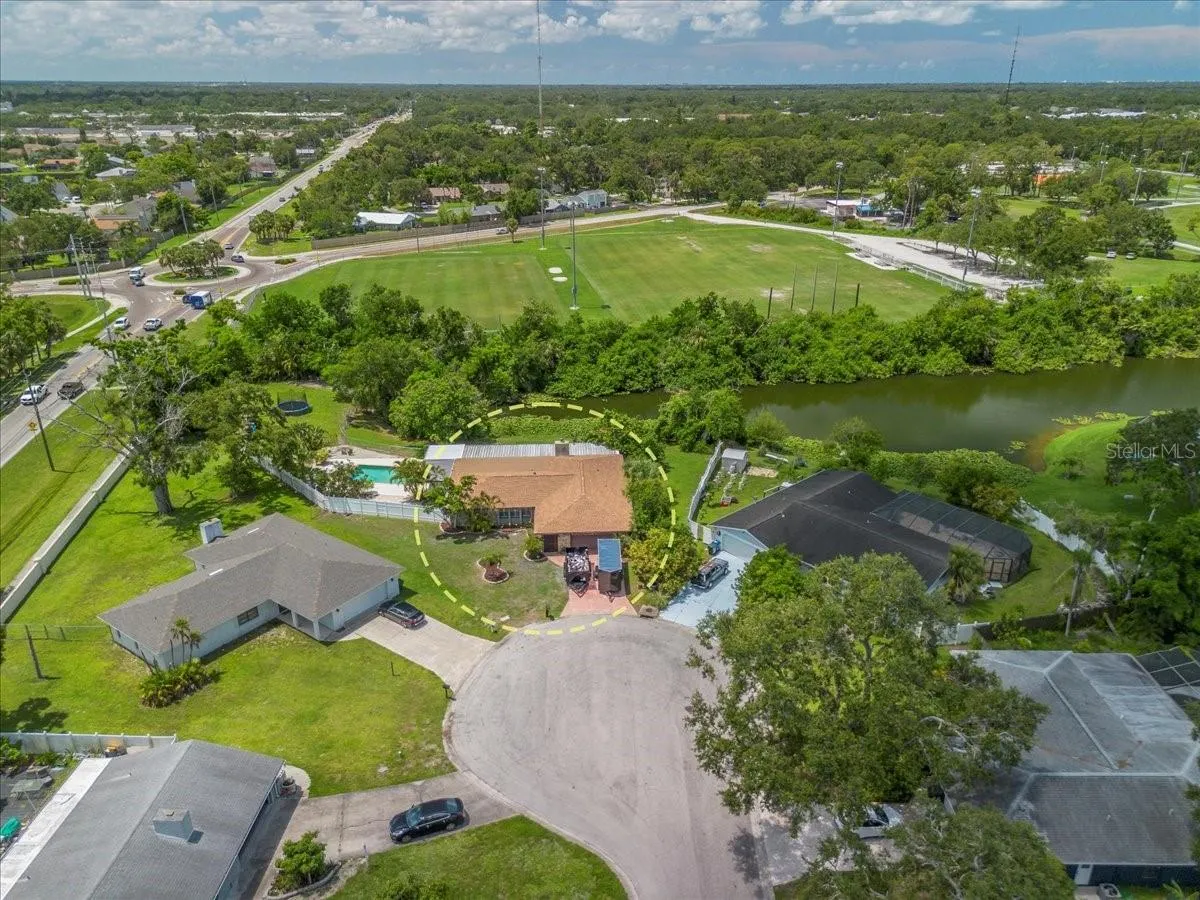 1302 GEORGETOWNE CIR