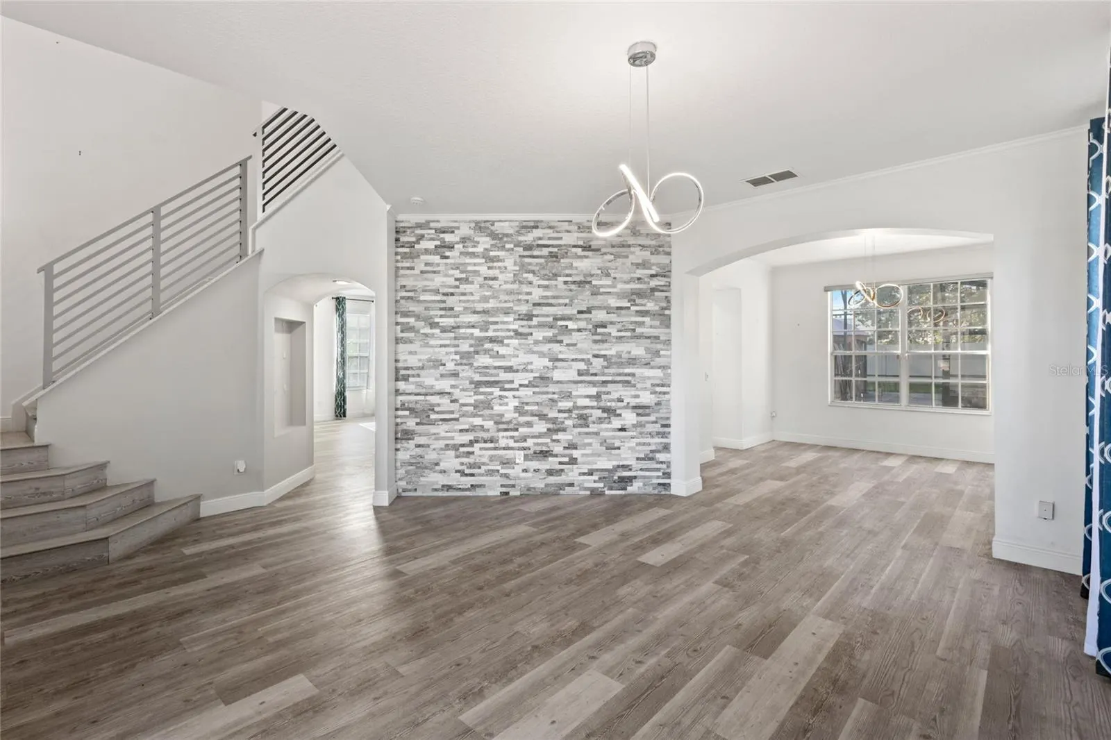 4926 BRIGHTMOUR CIR