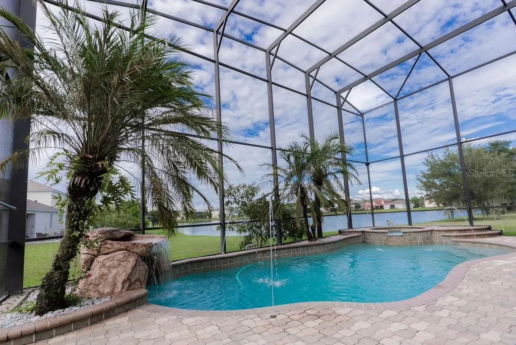 14819 BRAYWOOD TRAIL