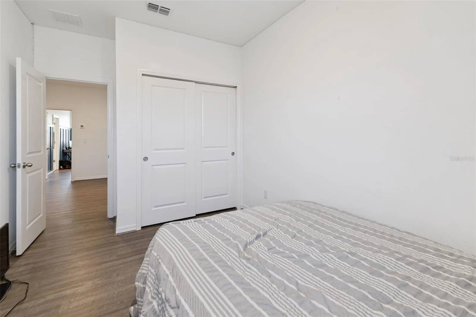 1106 ARBOUR VERDE CT