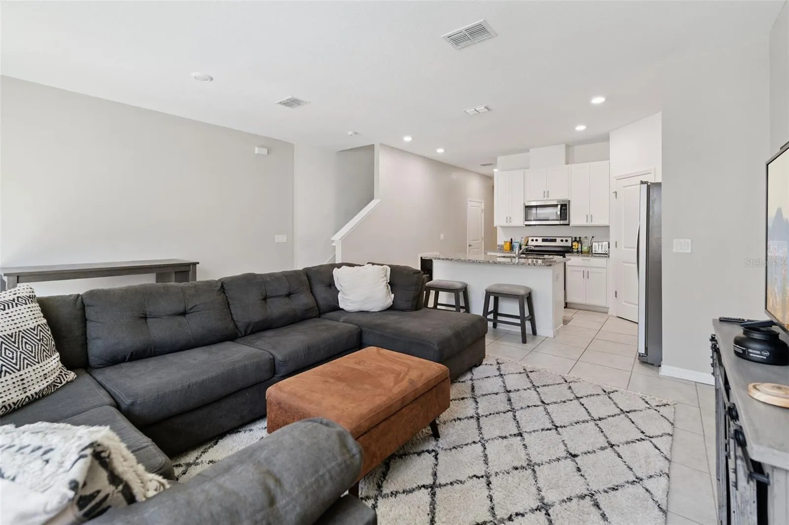 1106 ARBOUR VERDE CT