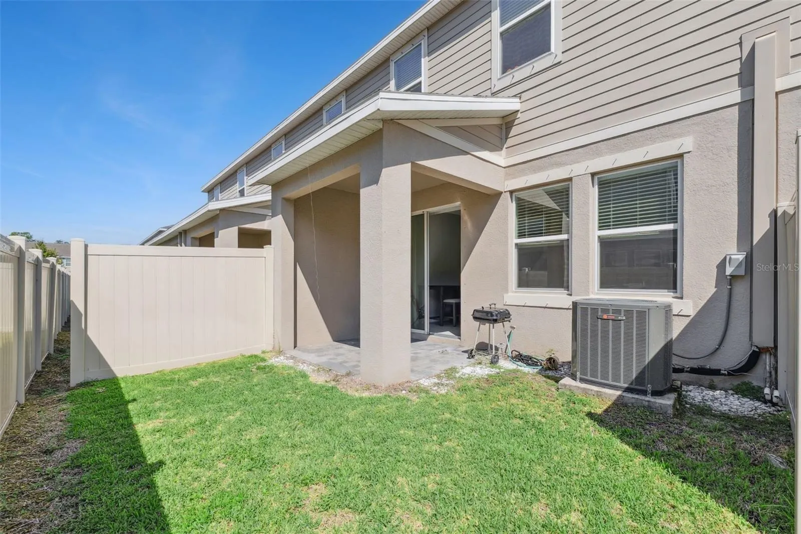 1106 ARBOUR VERDE CT