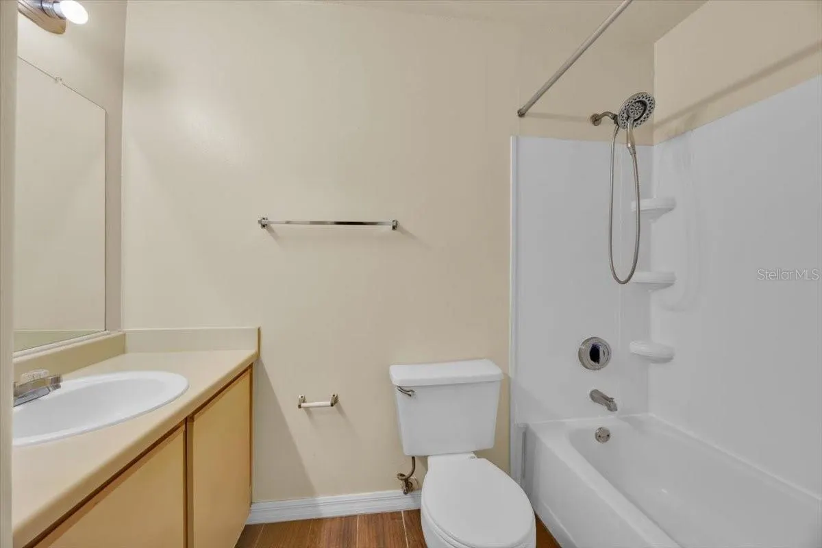 3012 PARKWAY BLVD #301, #301