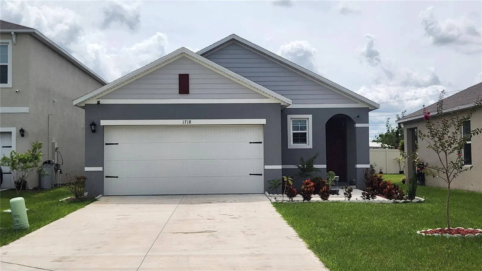 1718 EAGLE HAMMOCK BLVD