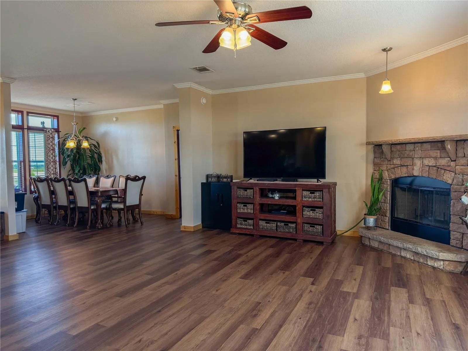 2550 MAMMOTH GROVE RD