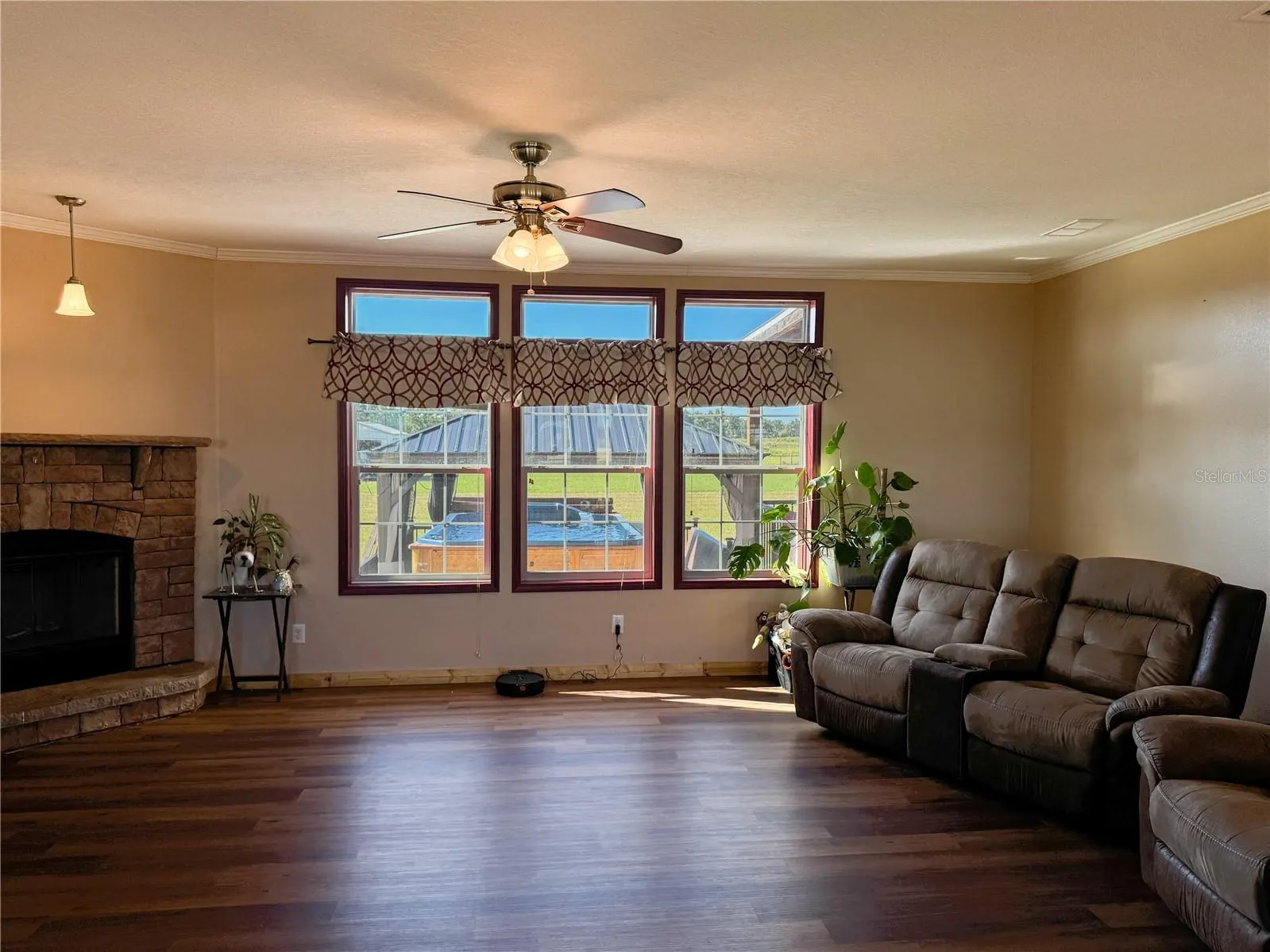 2550 MAMMOTH GROVE RD