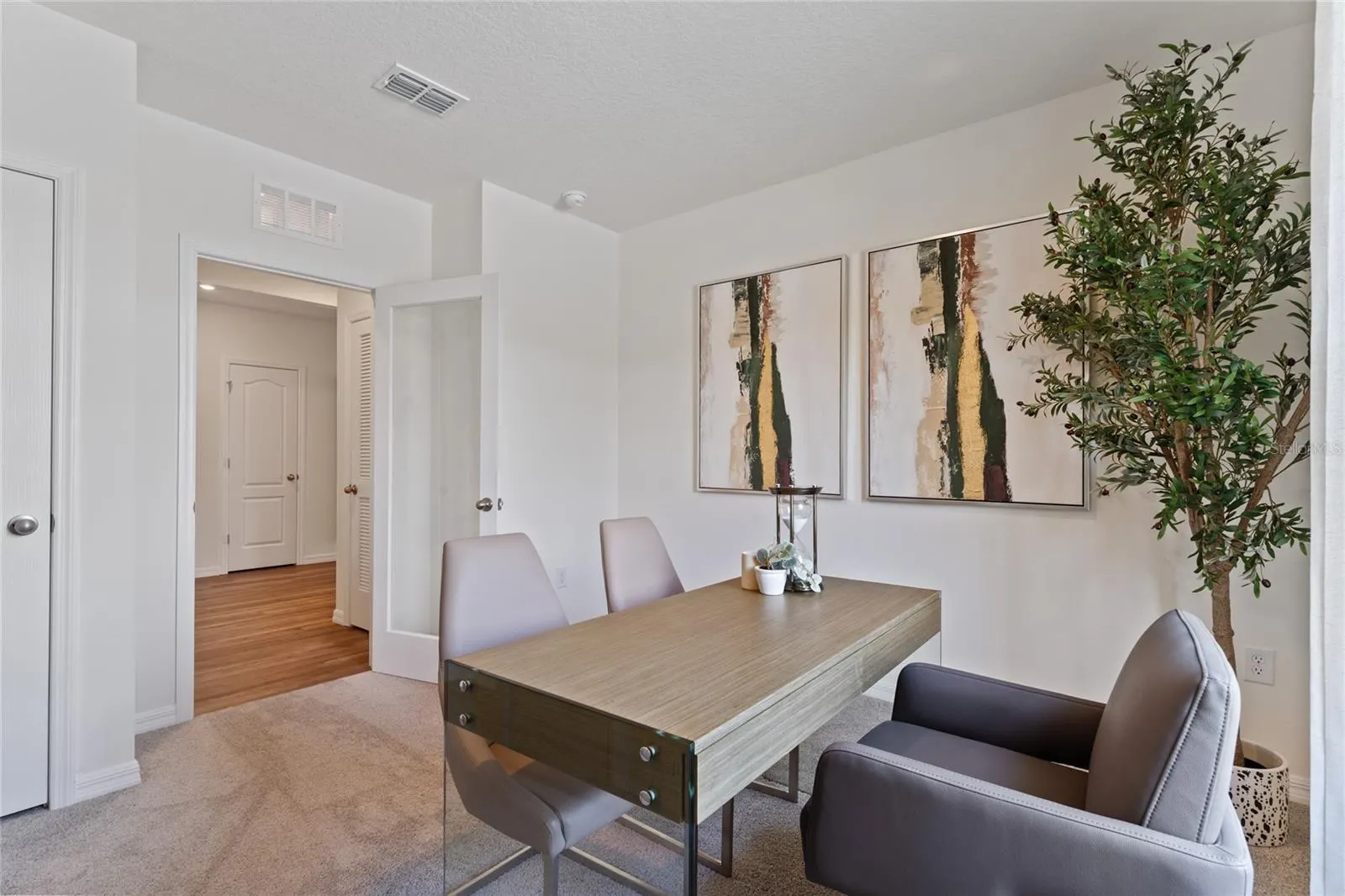 1954 WALNUT CREEK DR