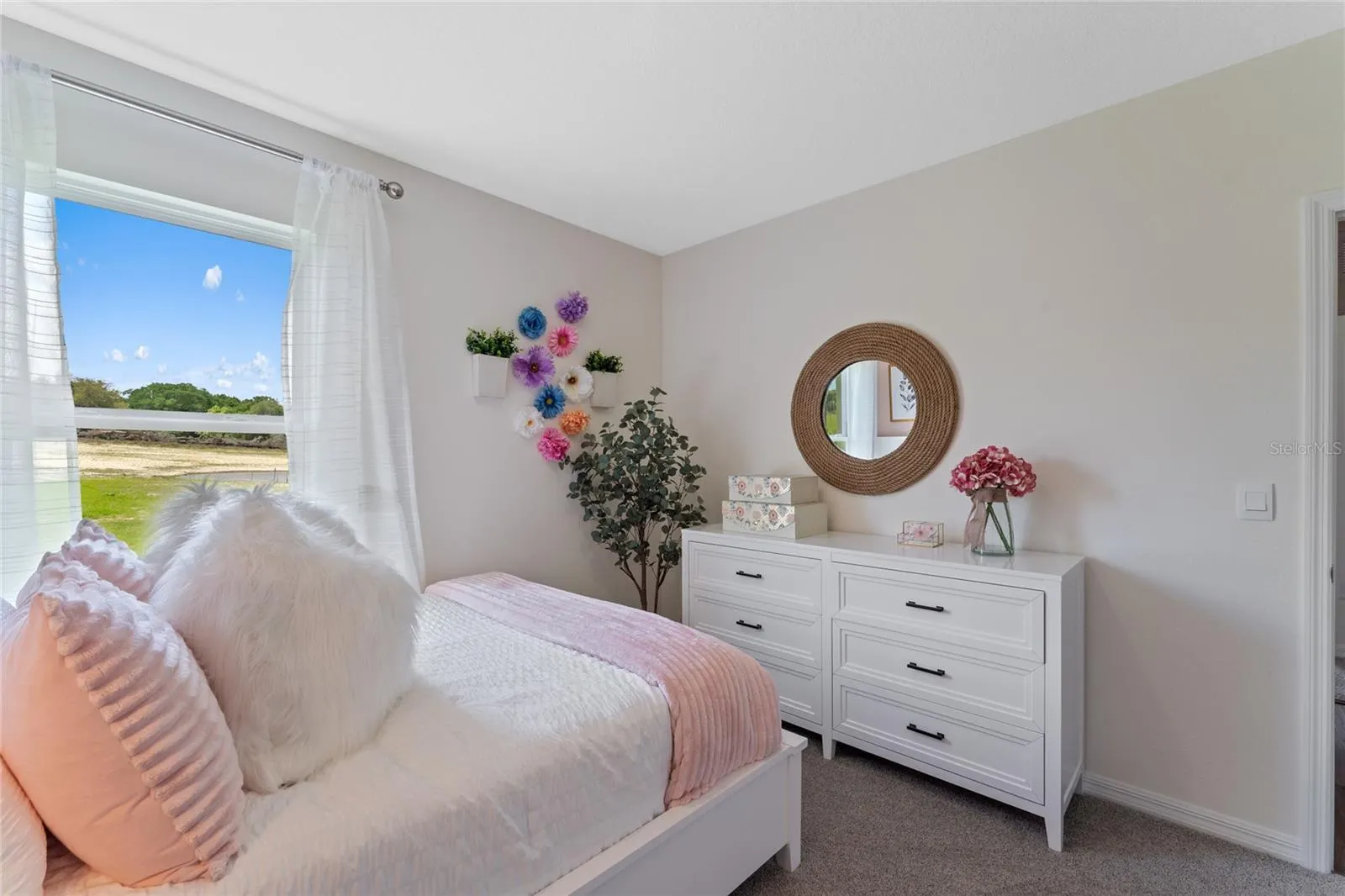 1954 WALNUT CREEK DR