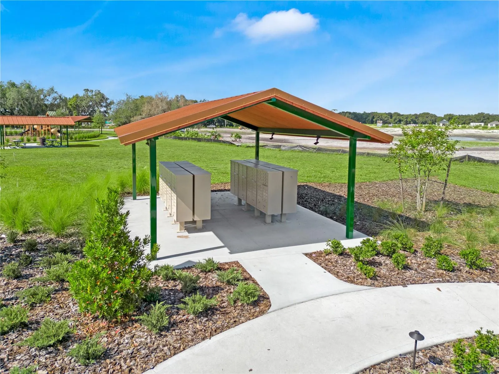 1954 WALNUT CREEK DR