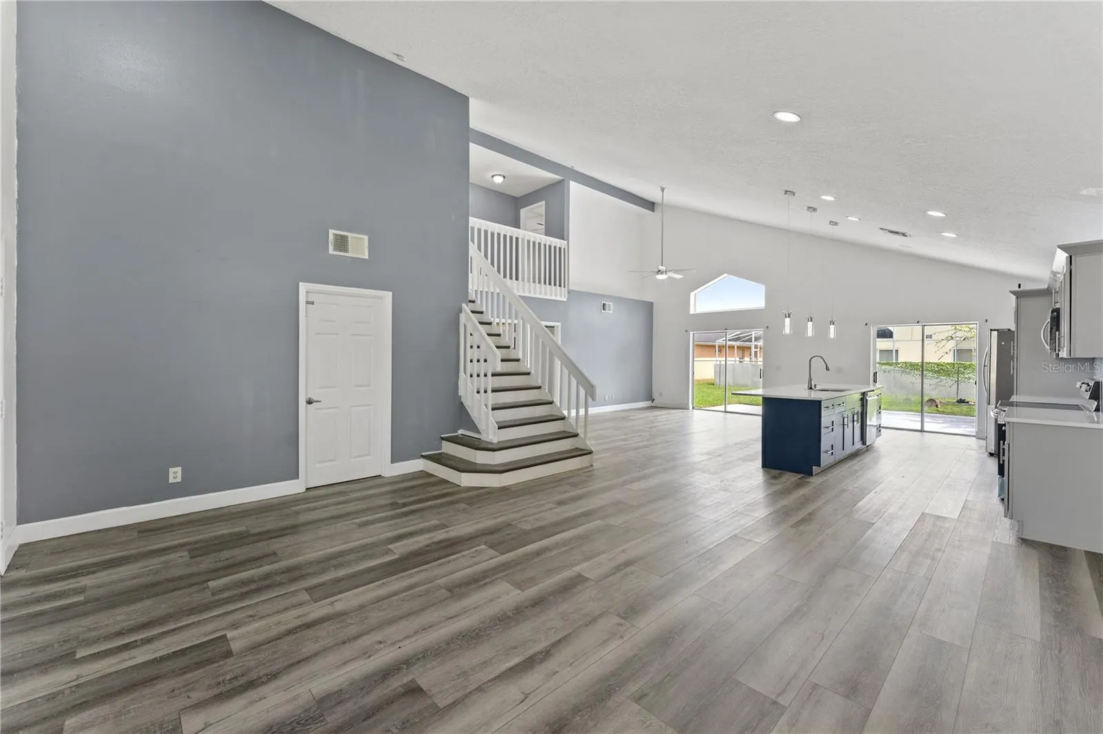 2207 WYNDAM WAY