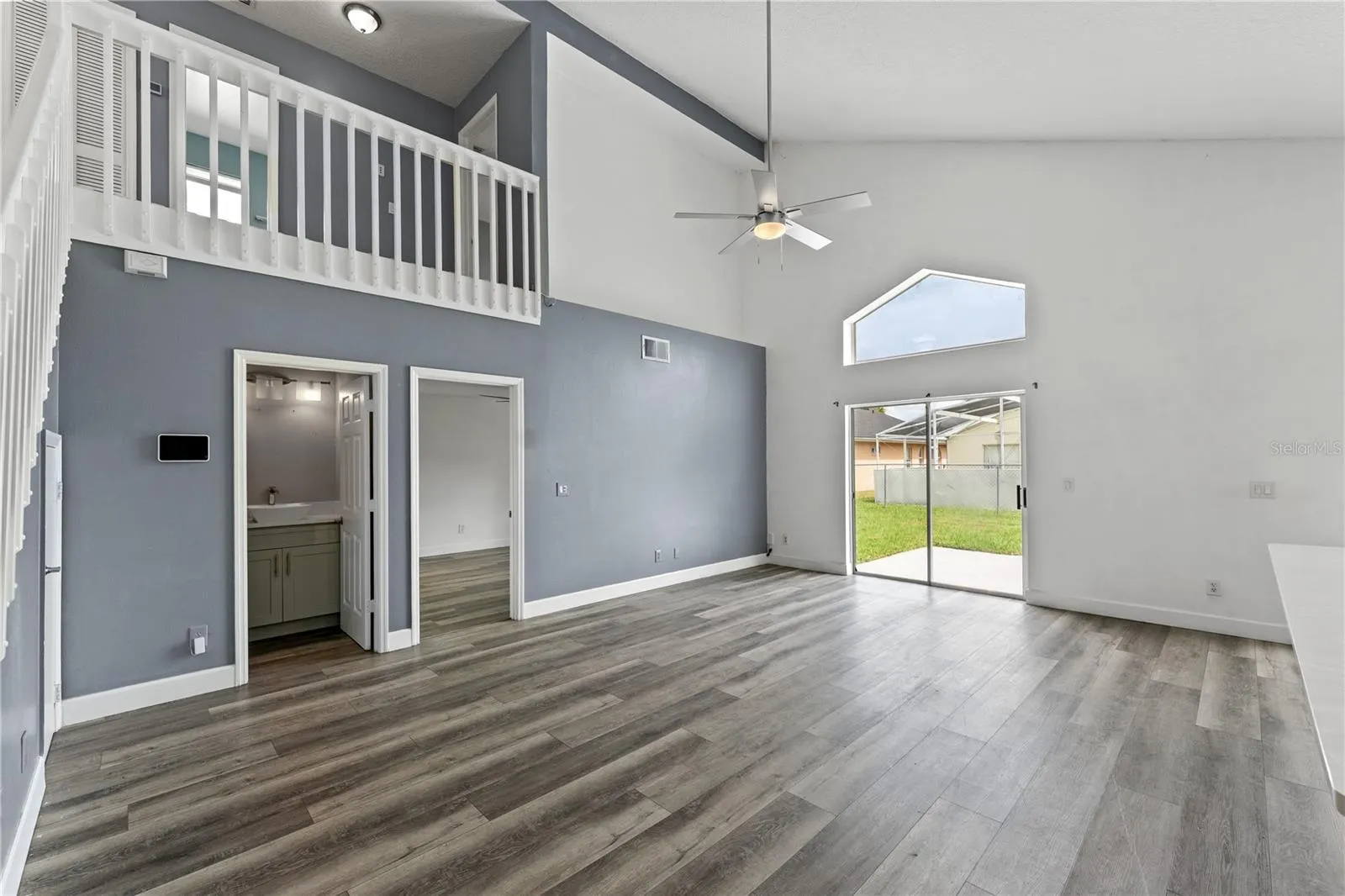 2207 WYNDAM WAY