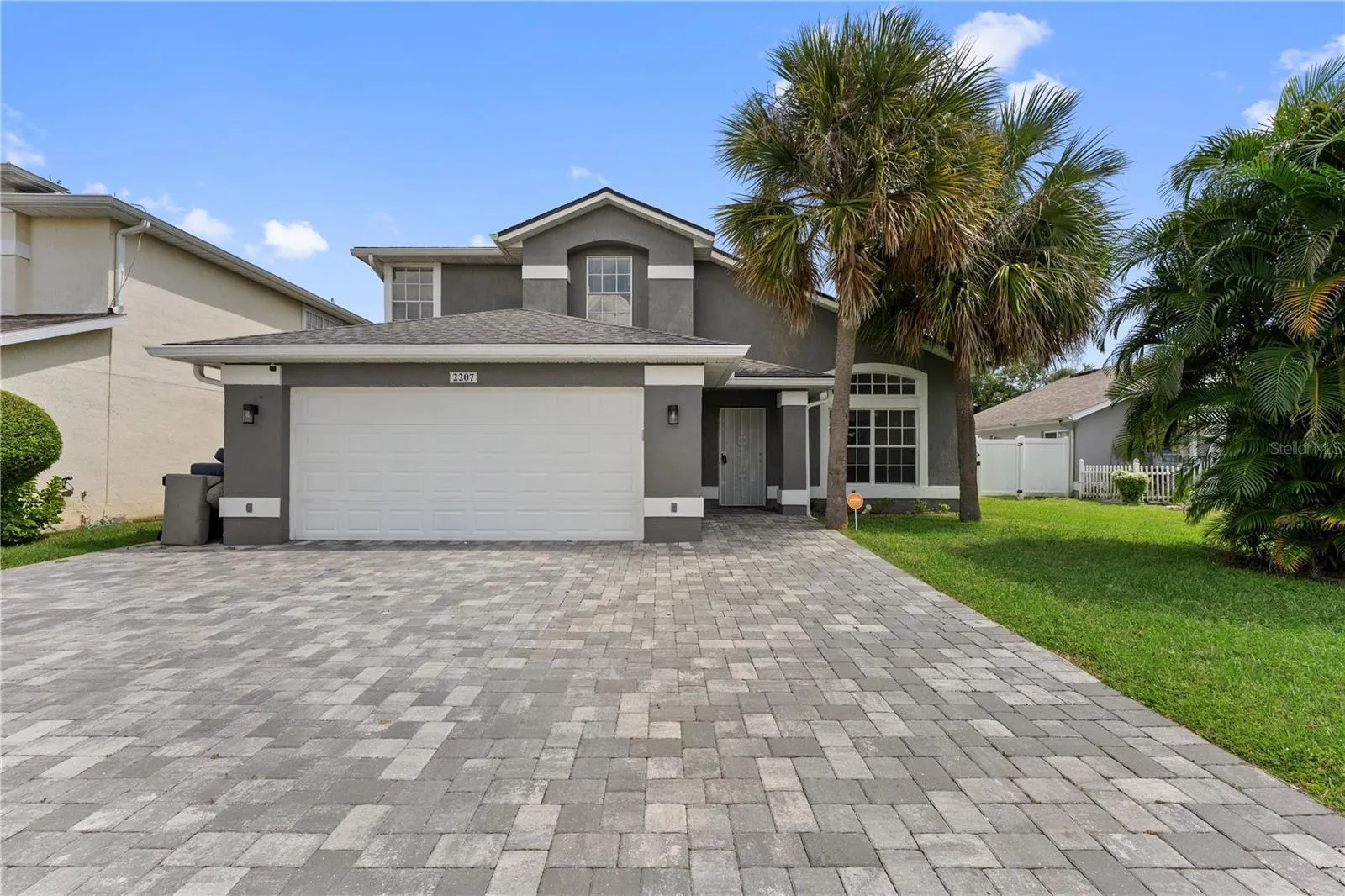 2207 WYNDAM WAY