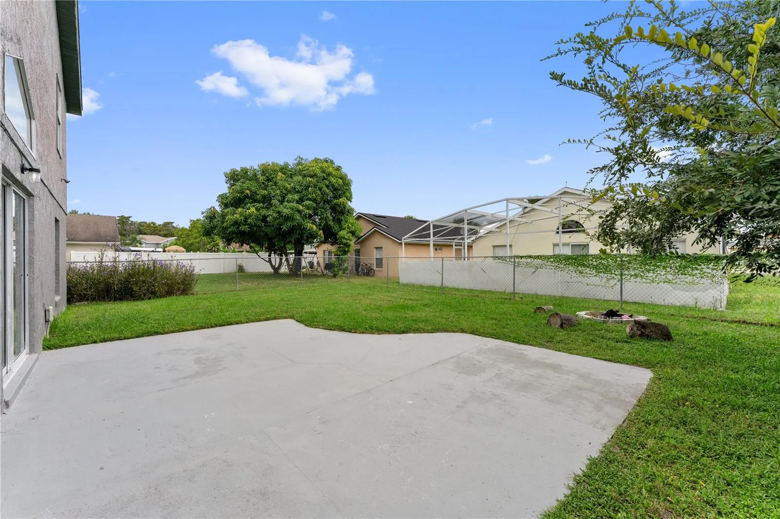 2207 WYNDAM WAY