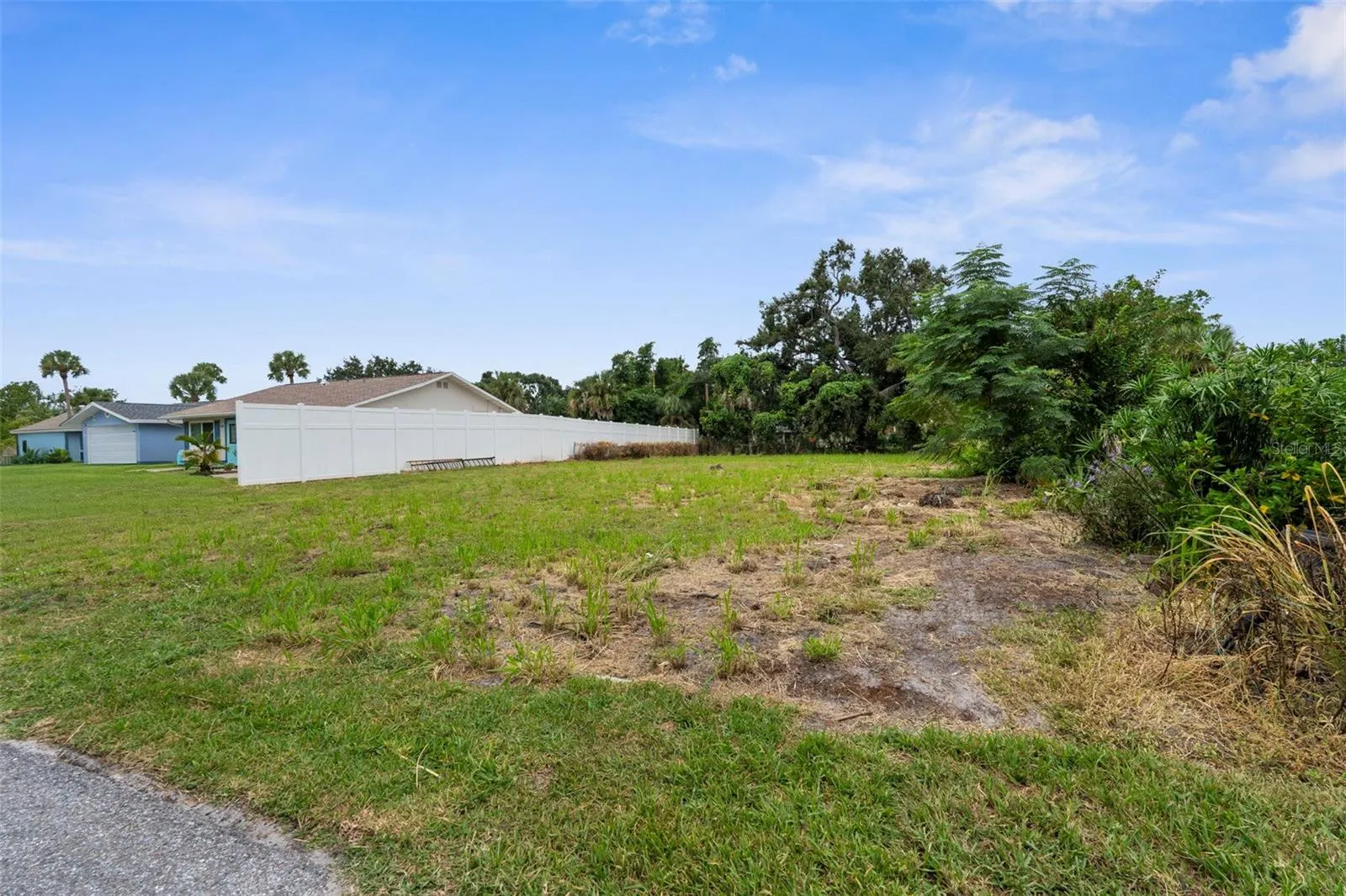 216 PAVONIA RD