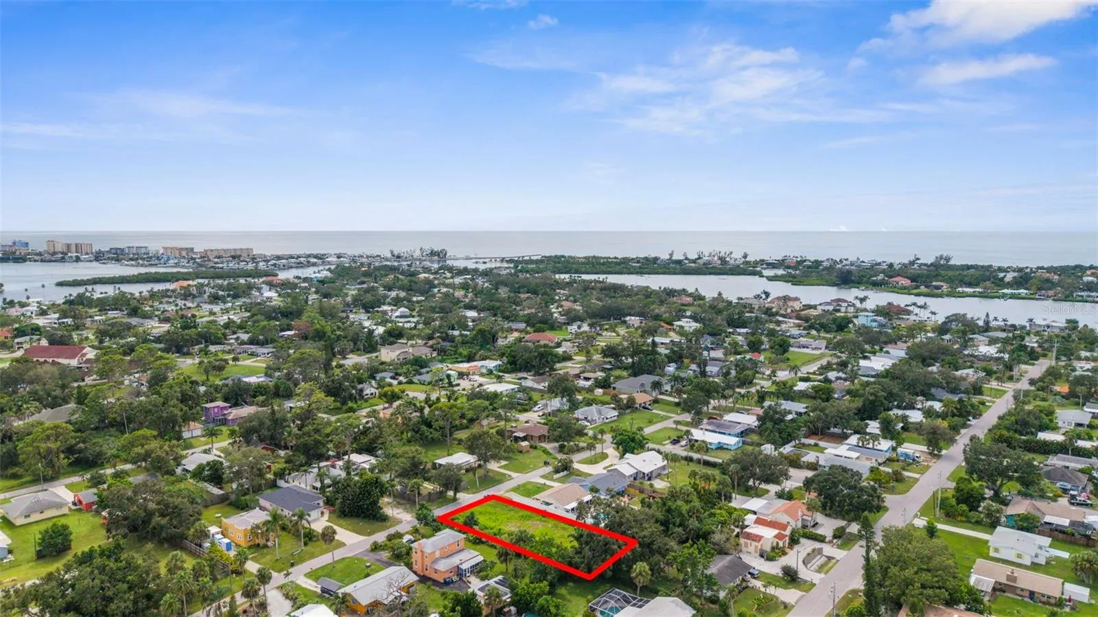216 PAVONIA RD