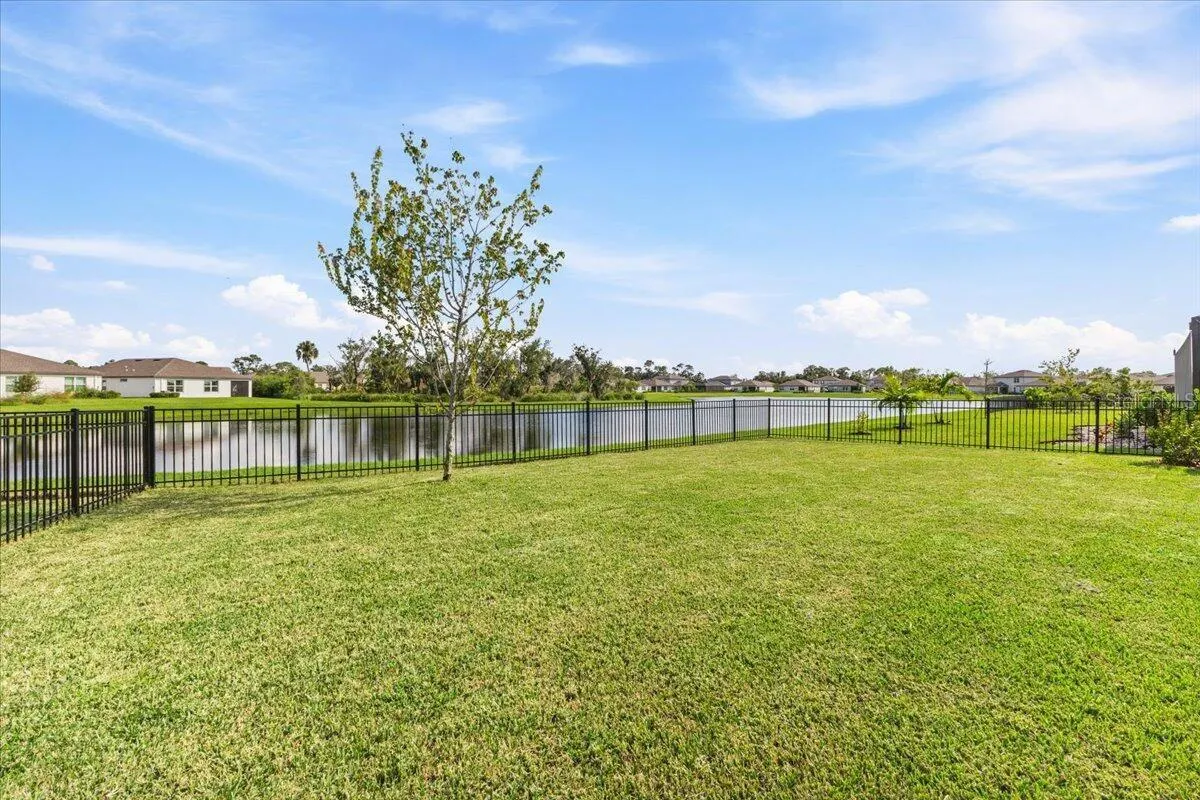 11830 ARMADA WAY