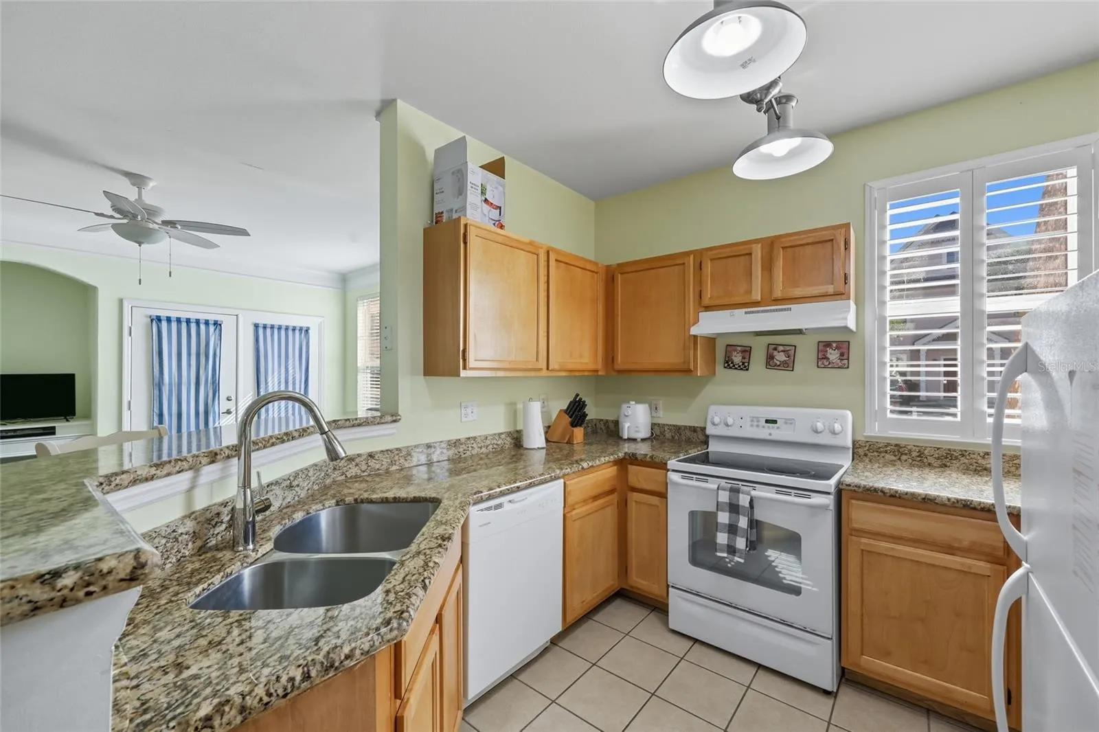 3002 LIMBO LN #101, #101