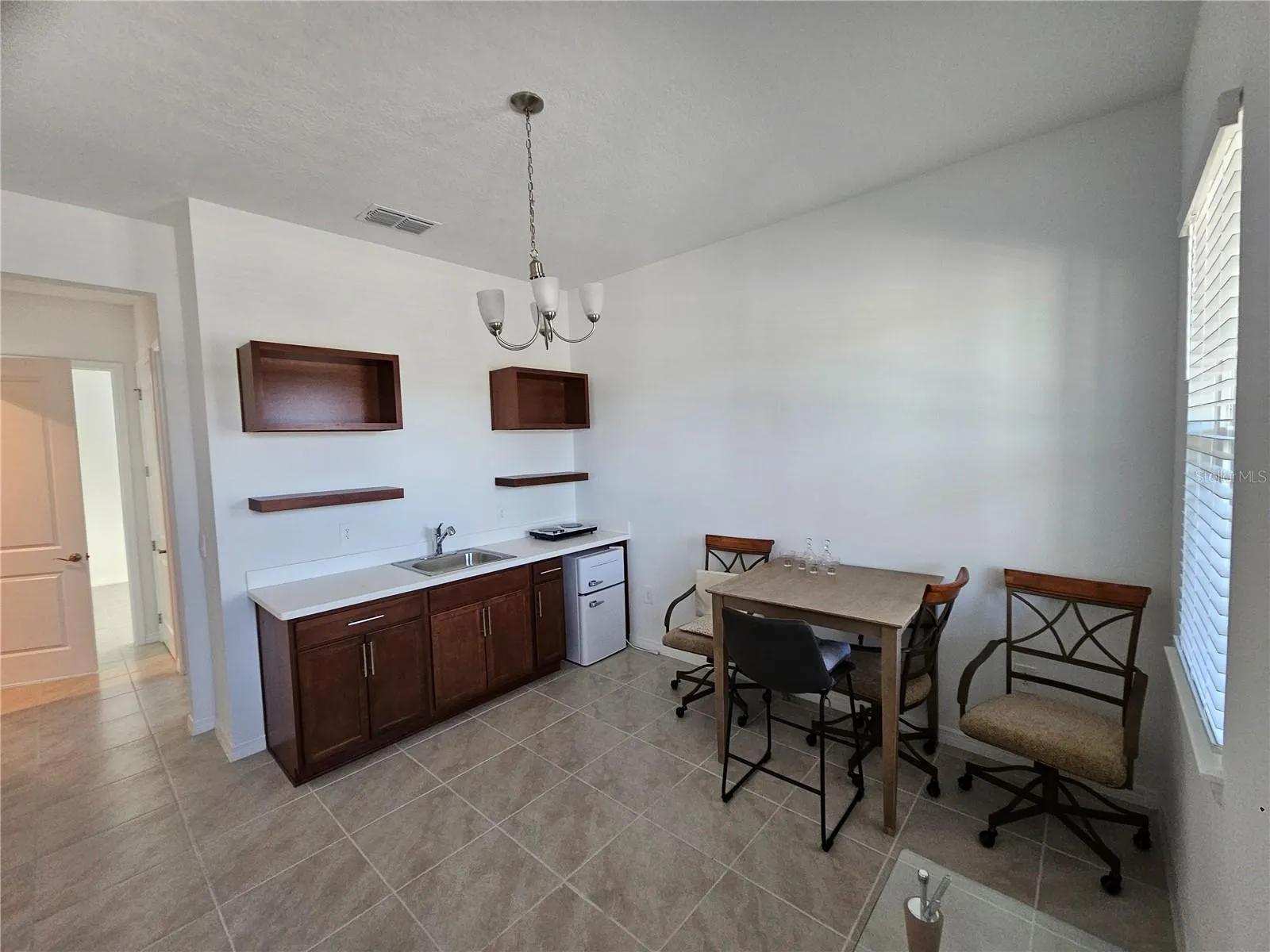 2175 LIMESTONE TRL