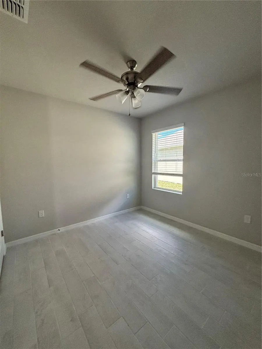 20493 CAMINO TORCIDO LOOP