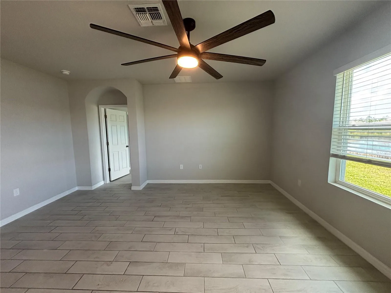 20493 CAMINO TORCIDO LOOP