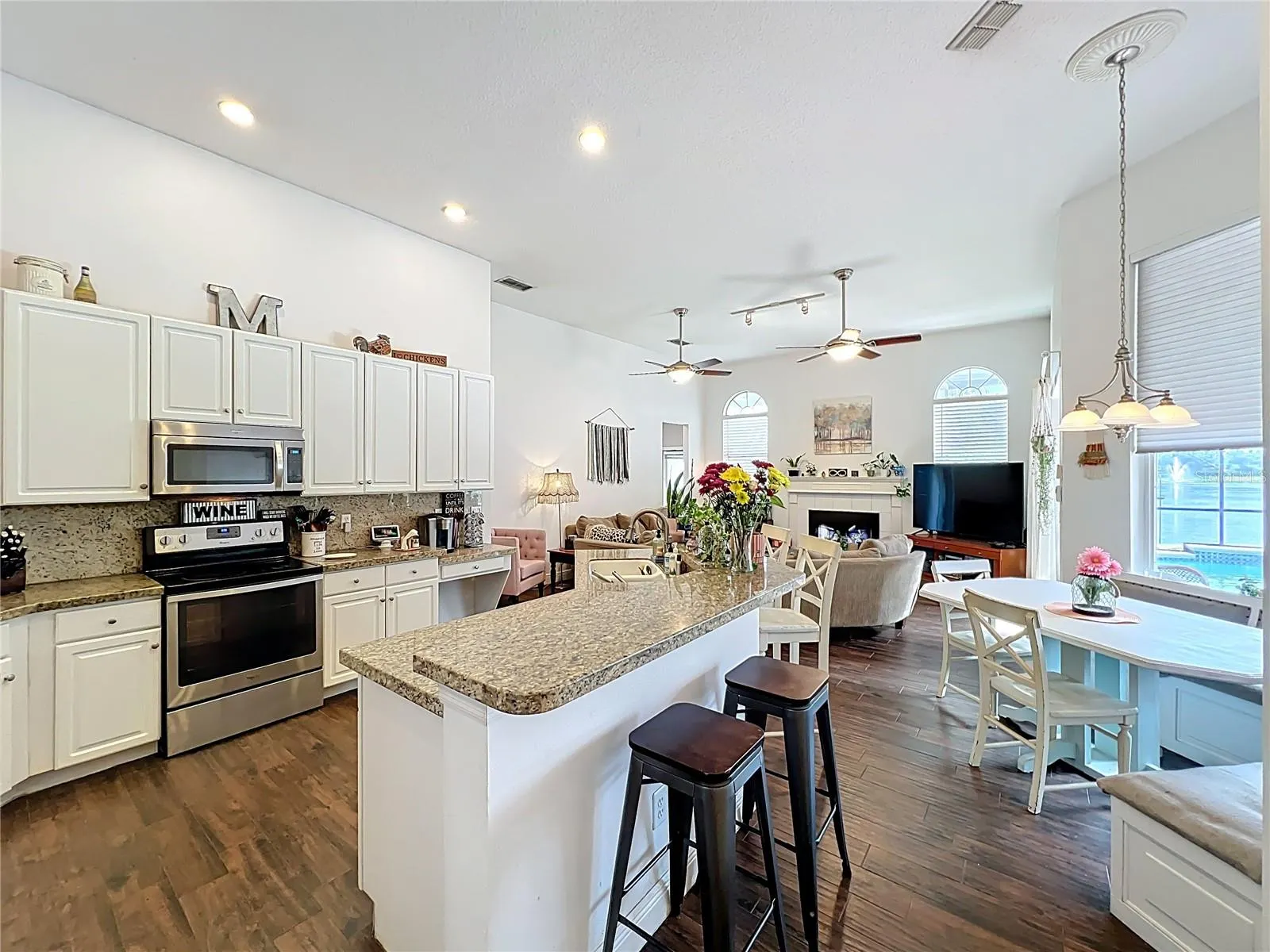 4552 LAKE CALABAY DR