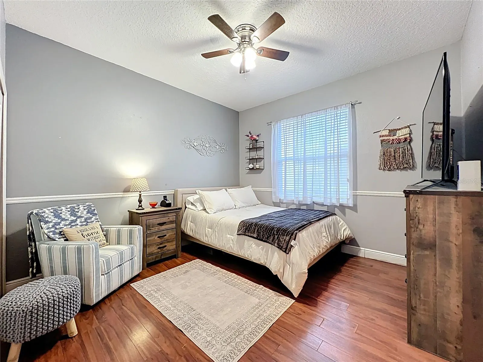 4552 LAKE CALABAY DR