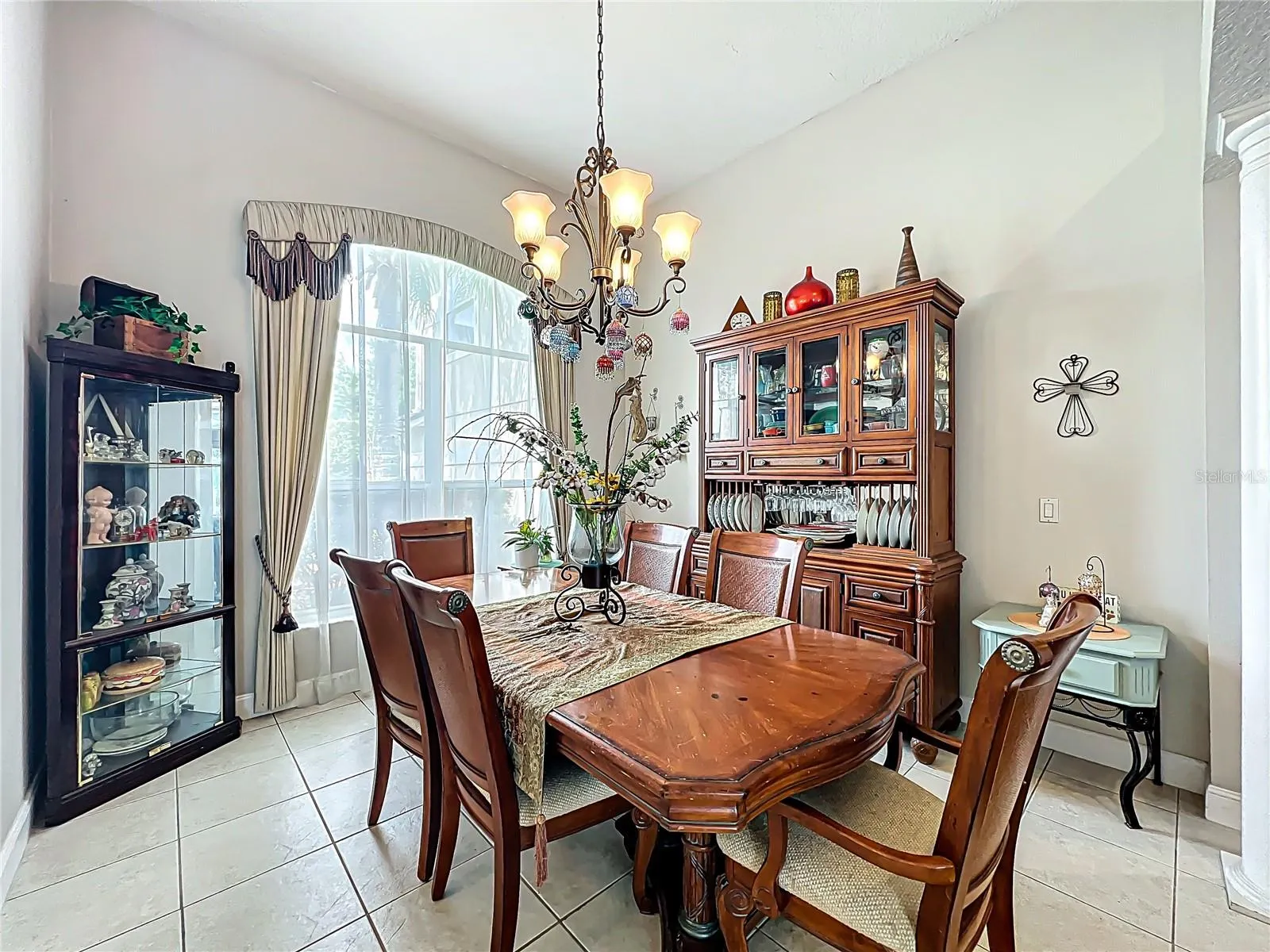 4552 LAKE CALABAY DR