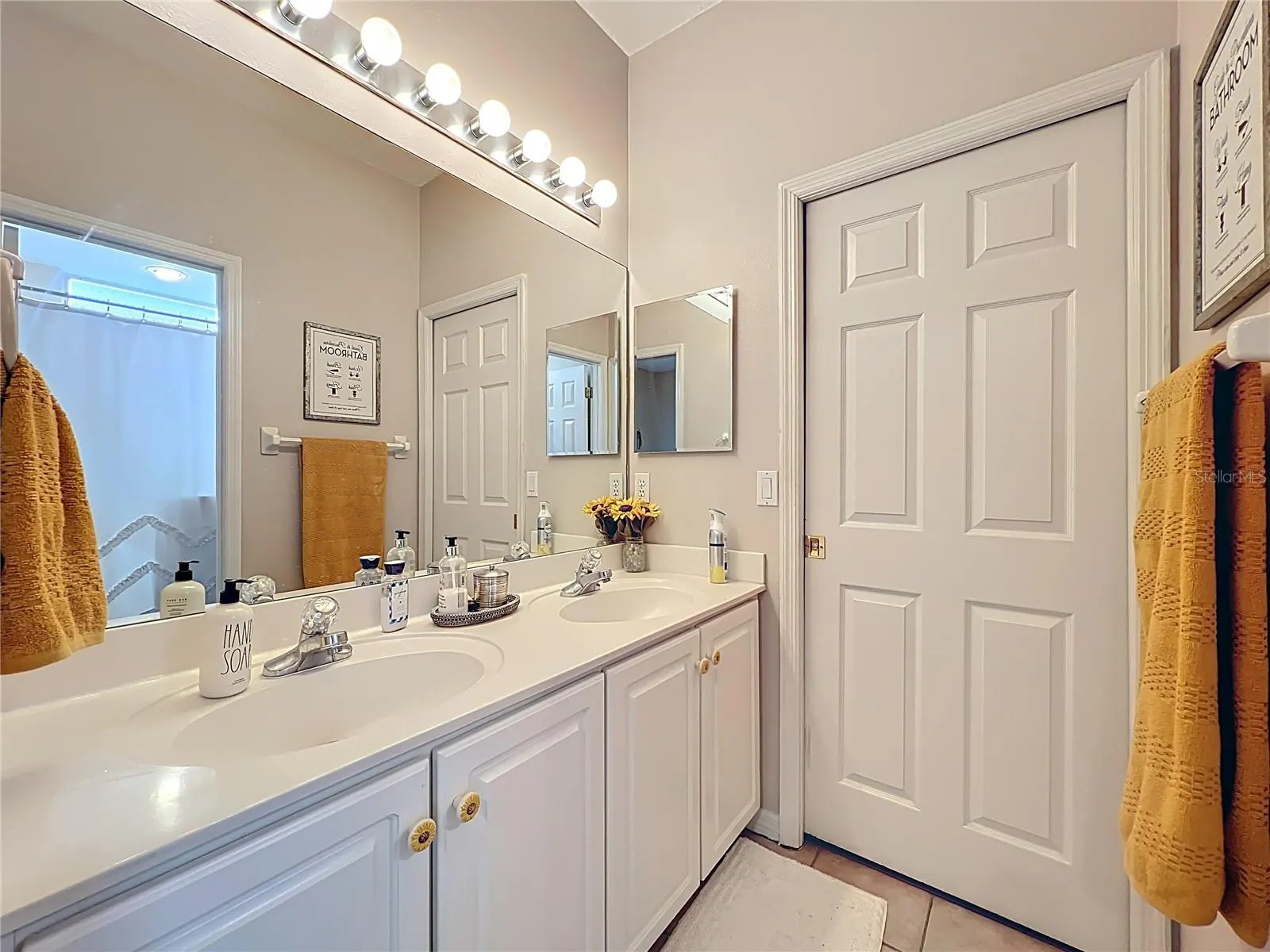 4552 LAKE CALABAY DR