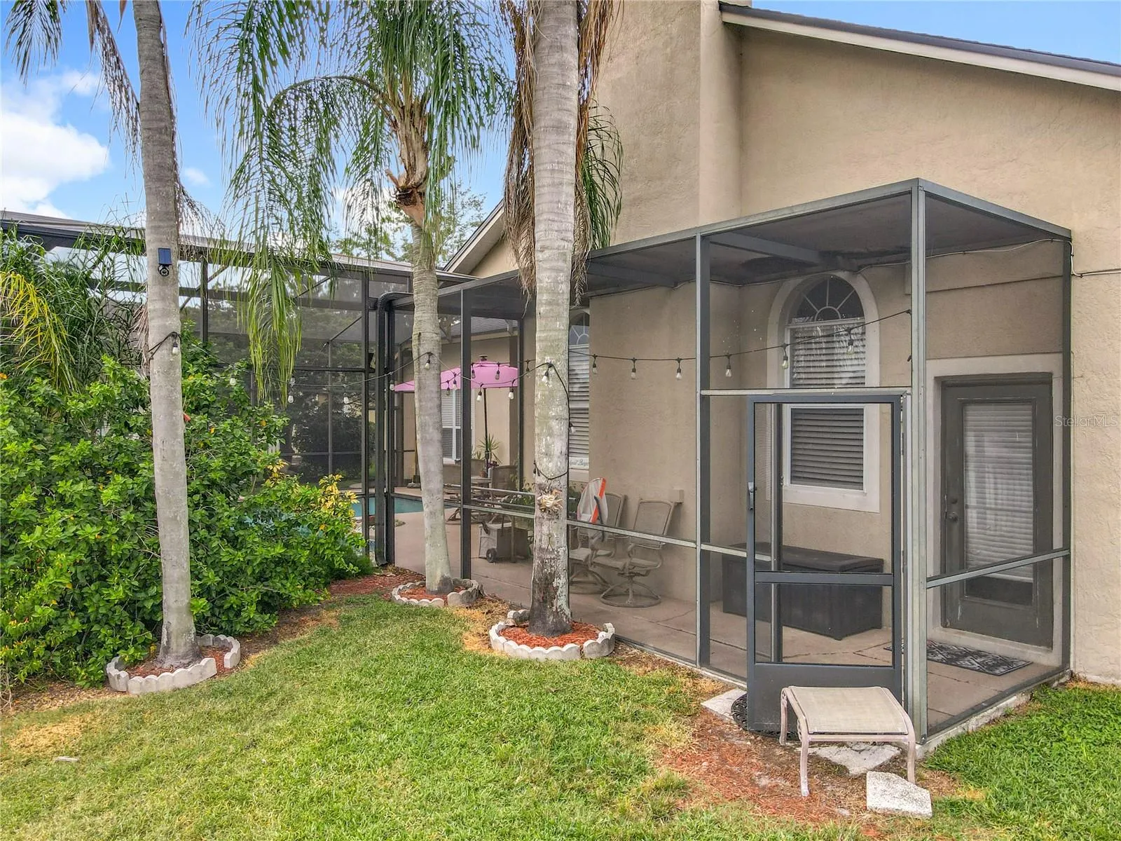 4552 LAKE CALABAY DR