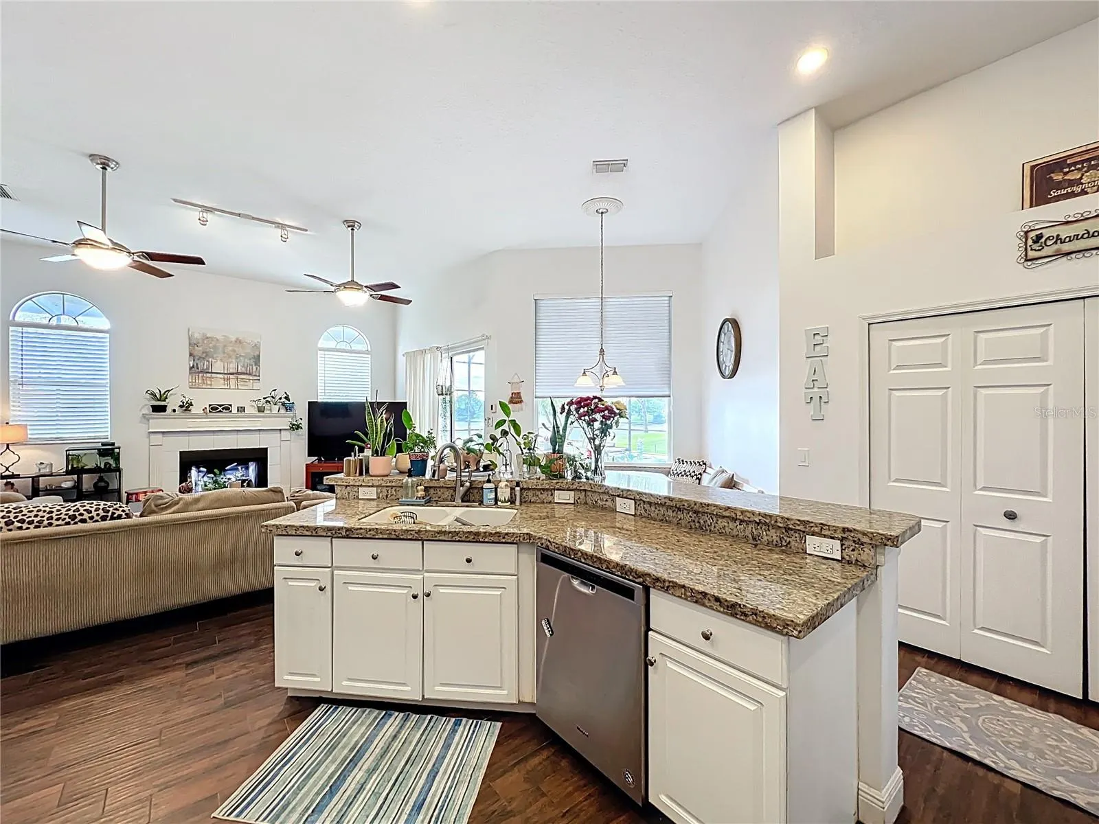 4552 LAKE CALABAY DR