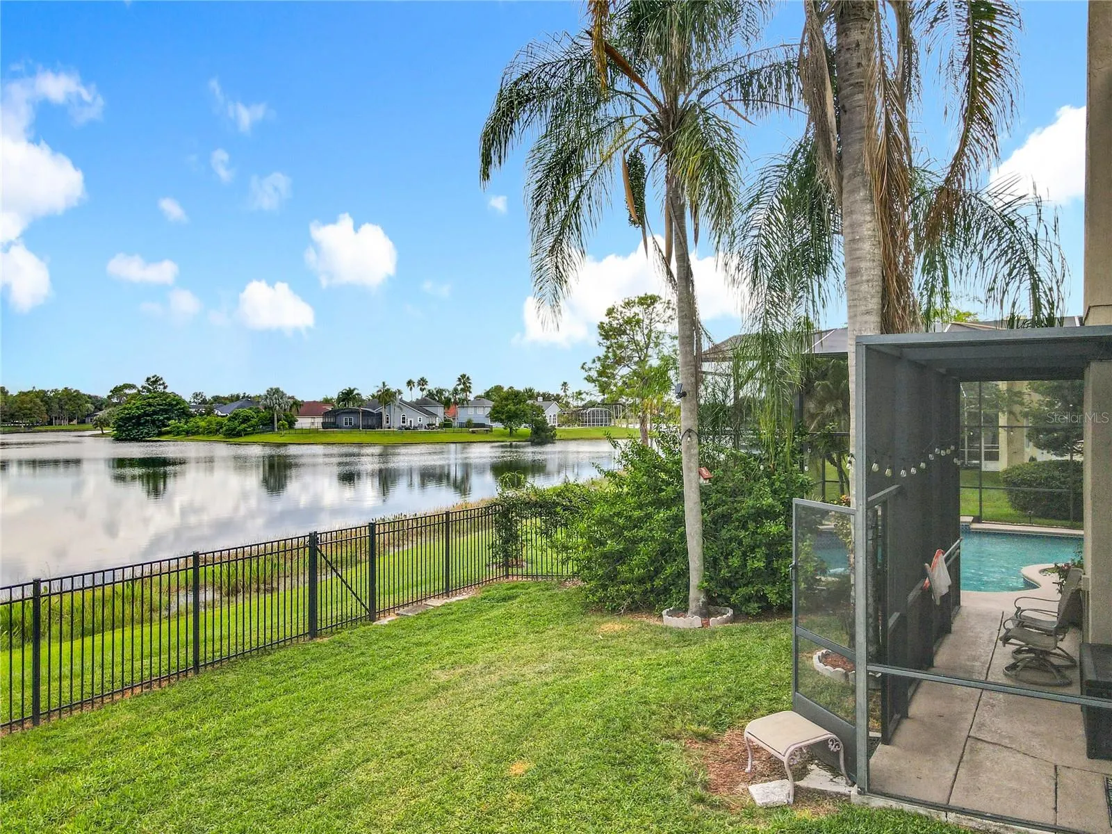 4552 LAKE CALABAY DR