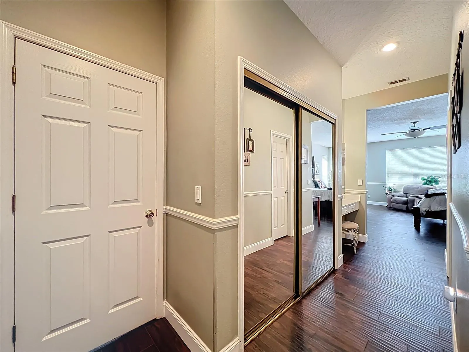 4552 LAKE CALABAY DR