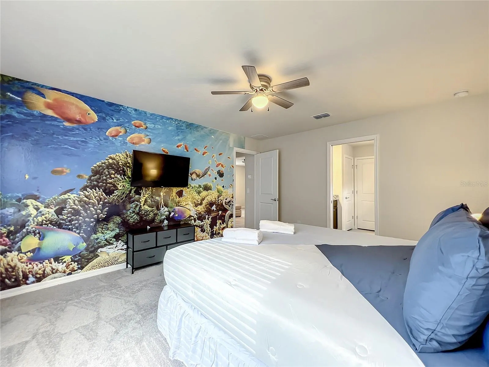 3341 LILAC WAY