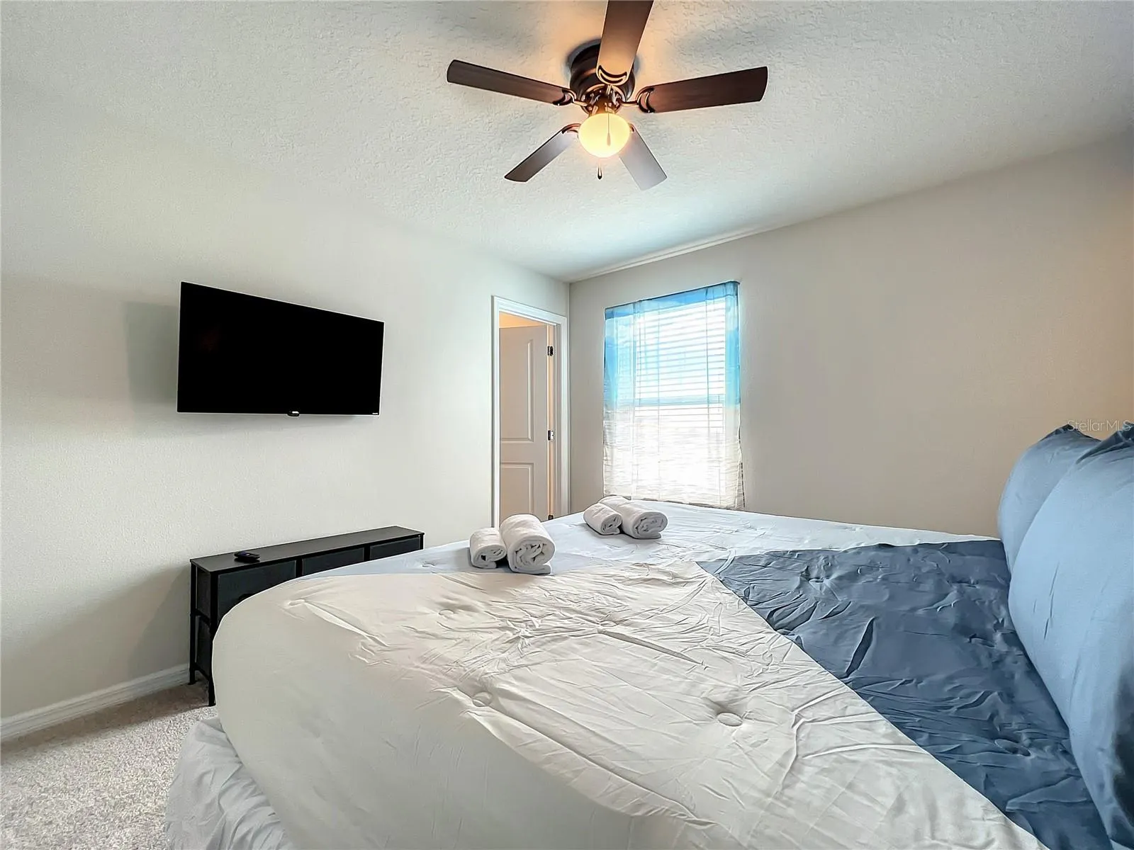 3341 LILAC WAY