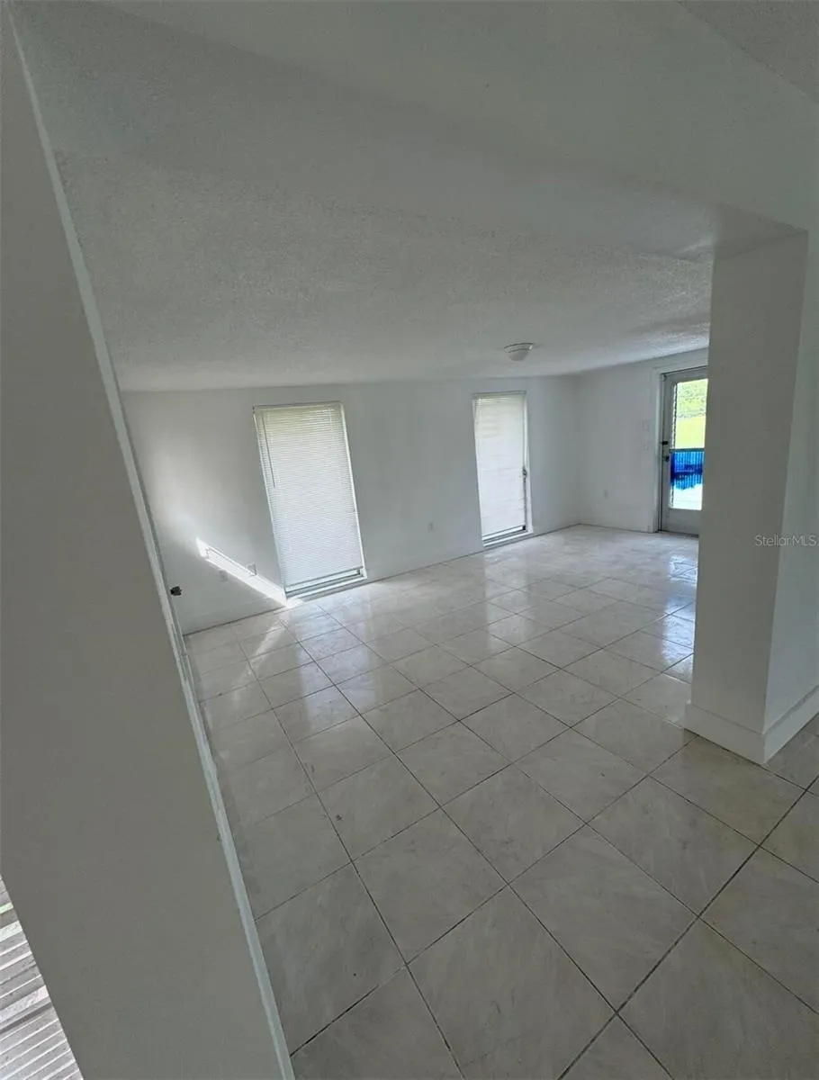 5632 ESPANOLA AVE