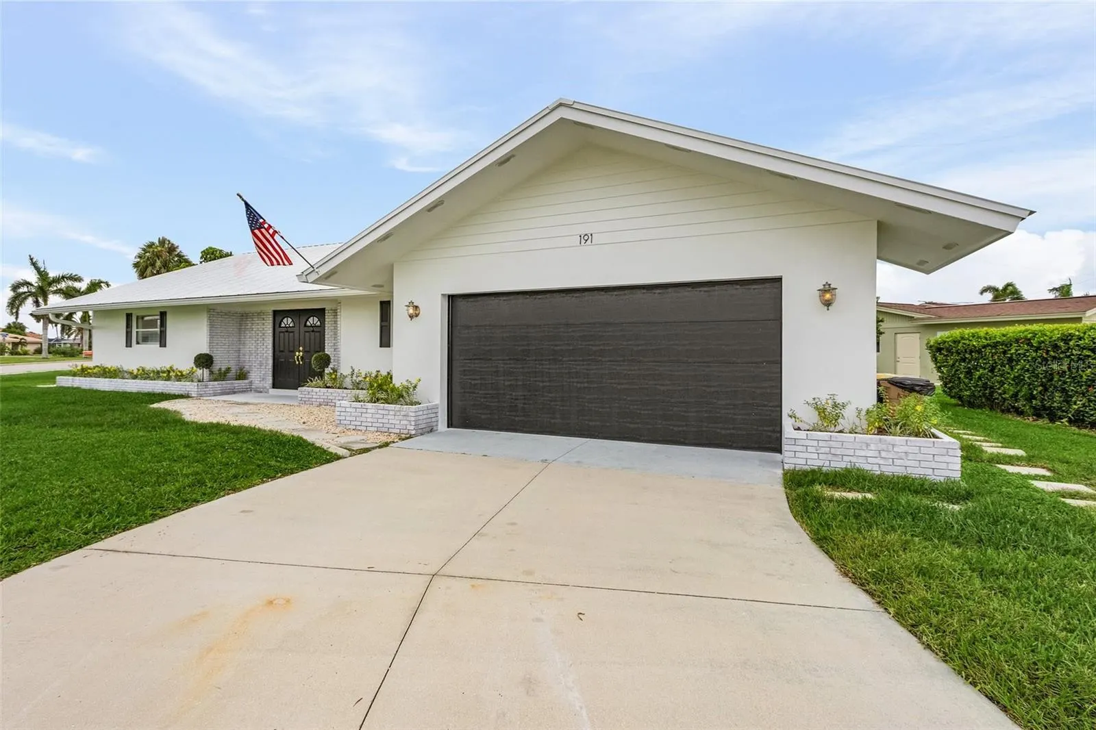191 CASA LN