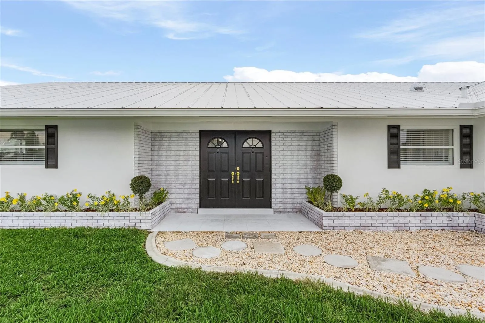 191 CASA LN