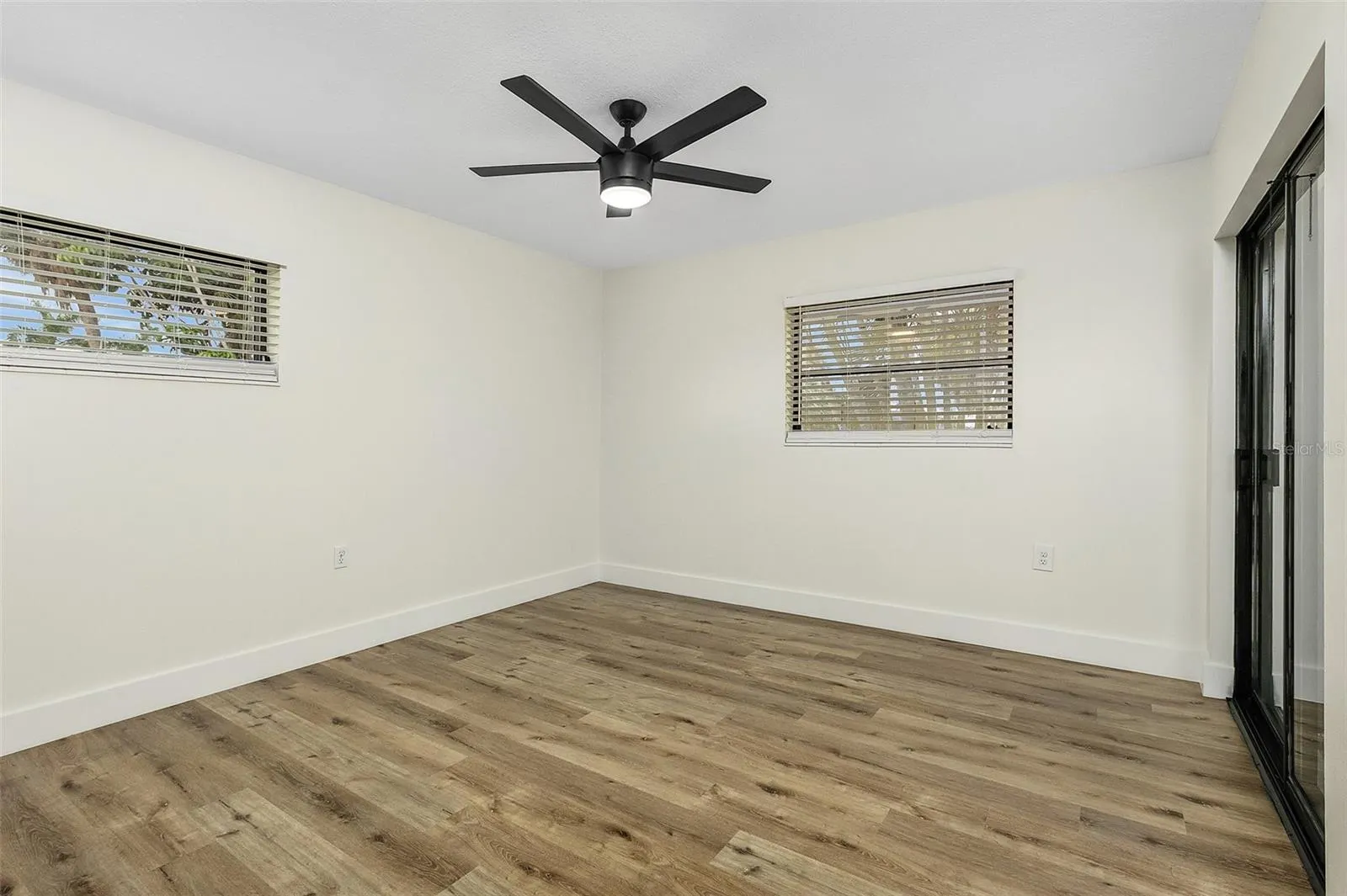 191 CASA LN