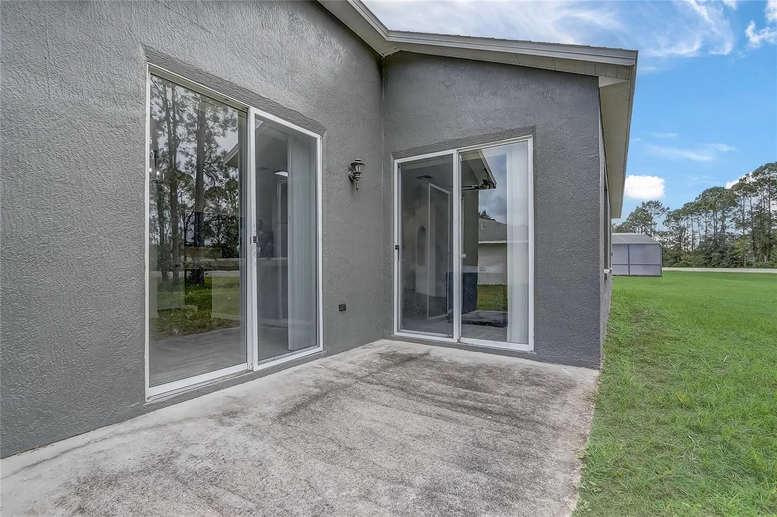 1023 EMBRUN CT