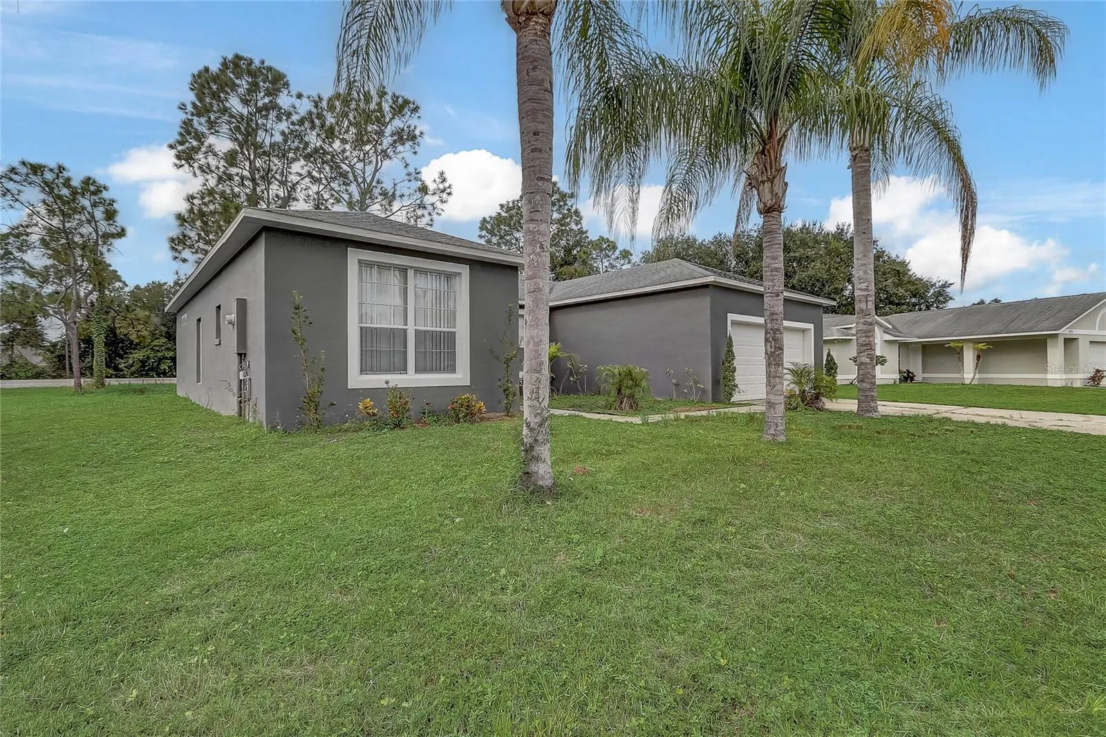 1023 EMBRUN CT