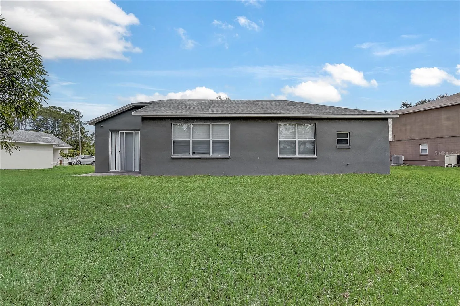 1023 EMBRUN CT