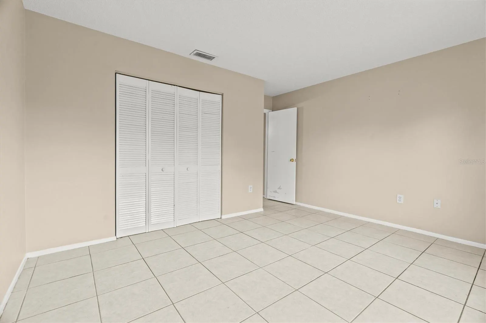 354 CAMILLIA LN