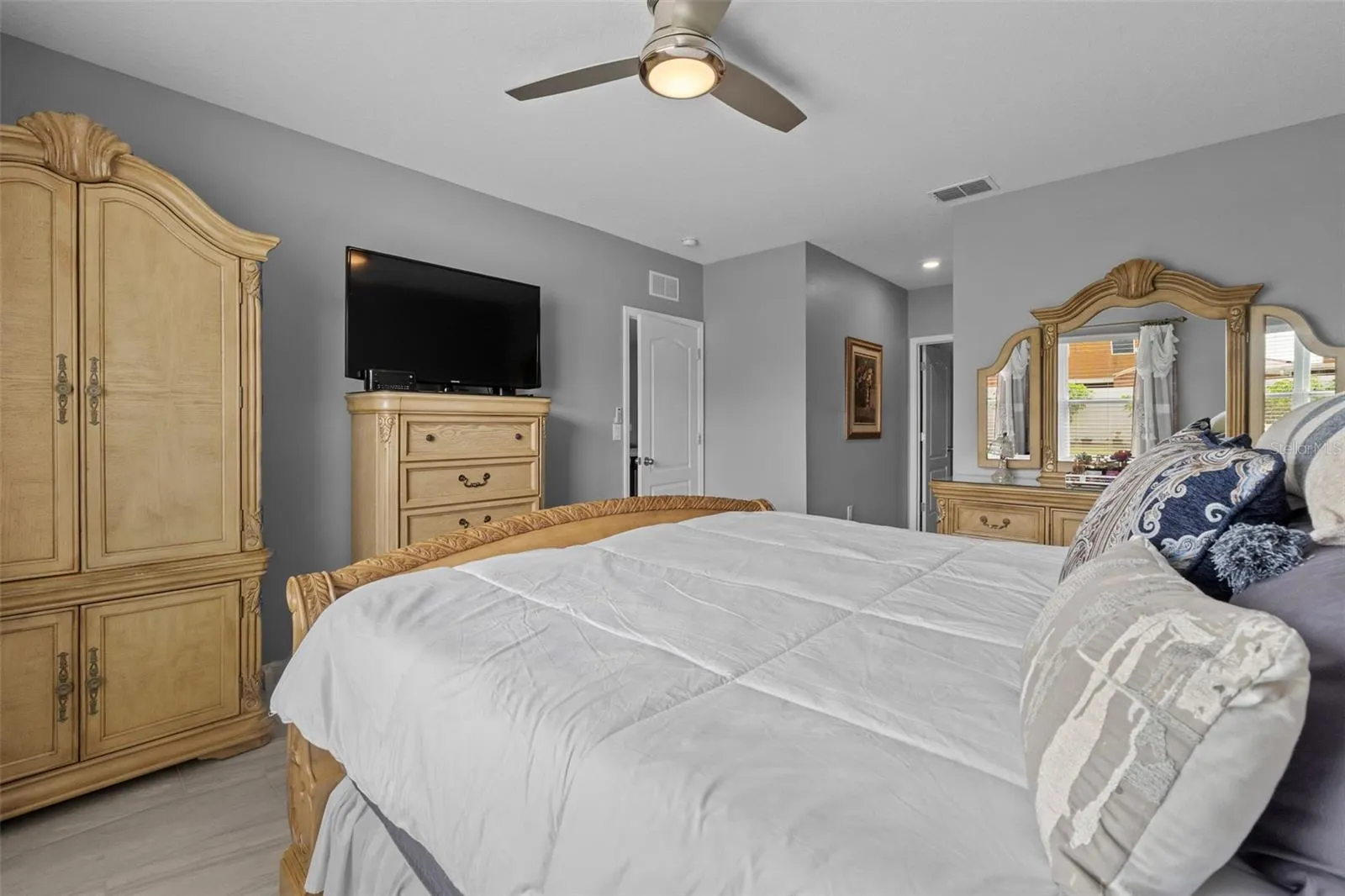 756 KINDRED LN
