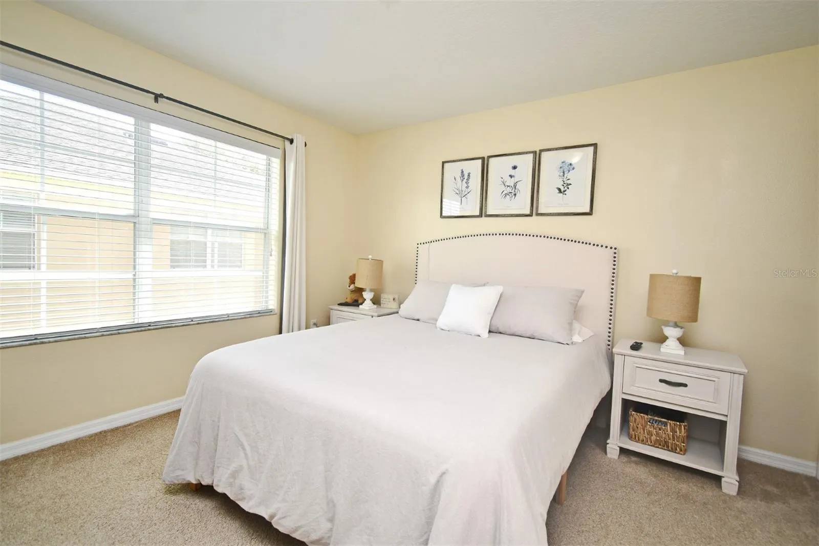 200 CARINA CIR