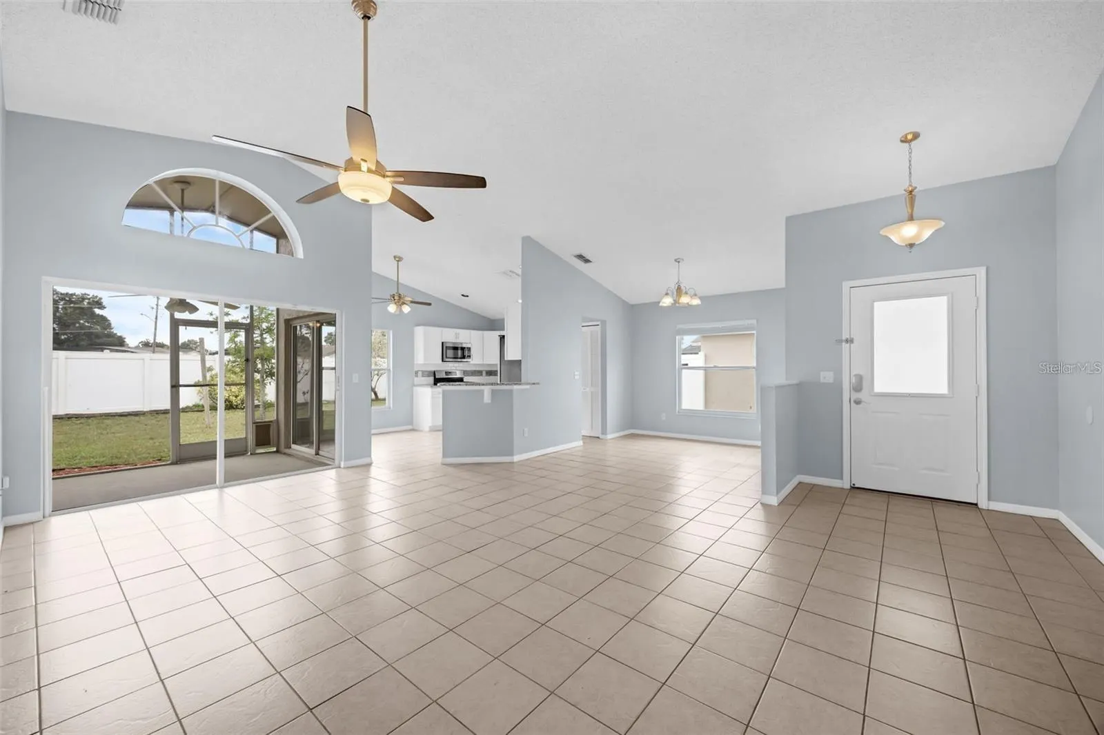 7712 WATER OAK CT