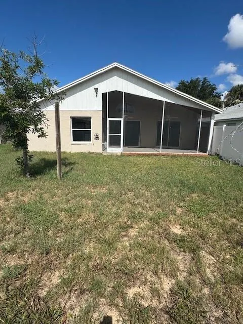 7712 WATER OAK CT