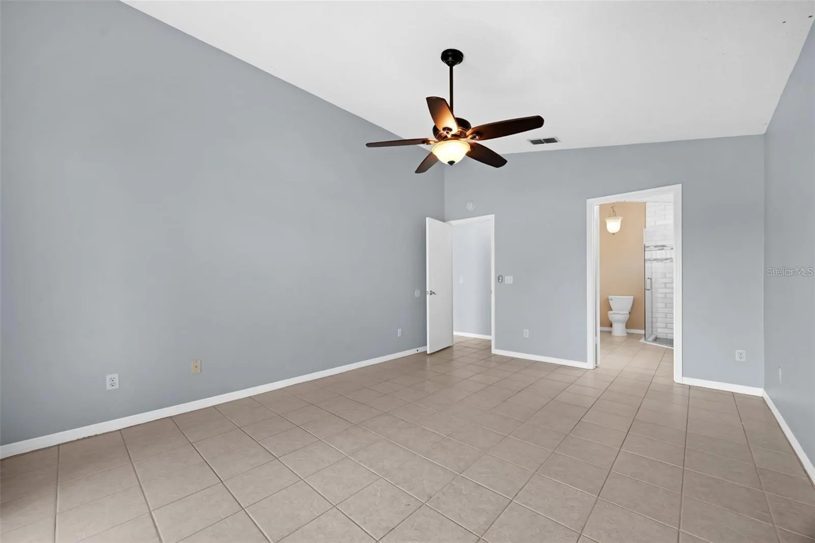 7712 WATER OAK CT