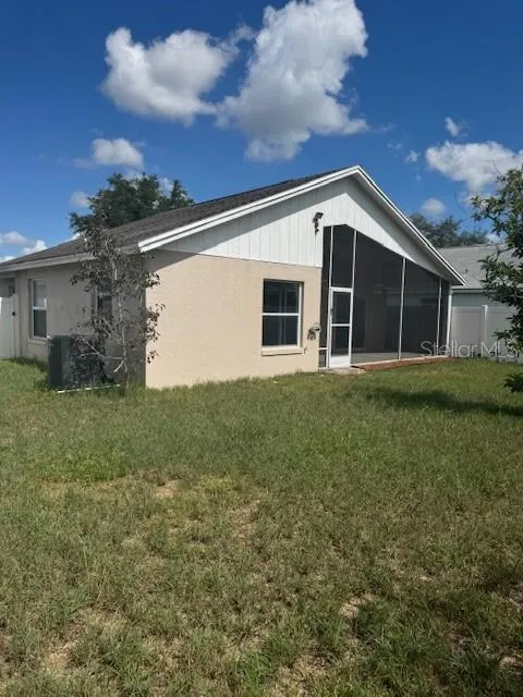 7712 WATER OAK CT