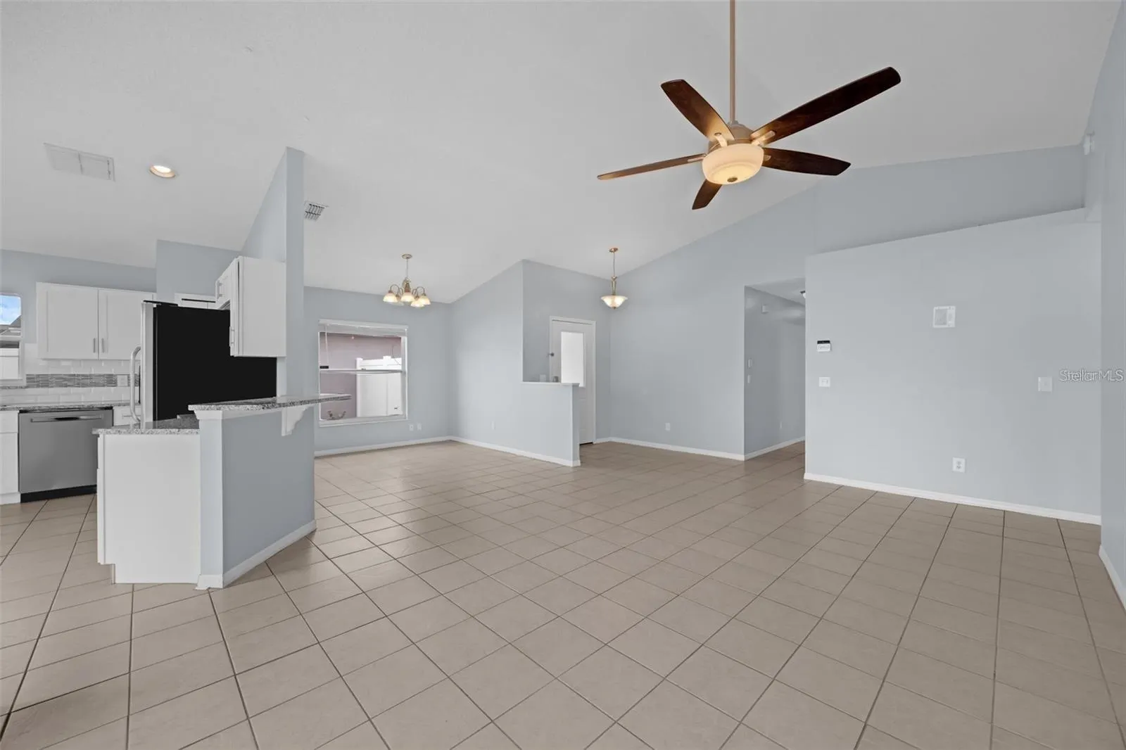 7712 WATER OAK CT