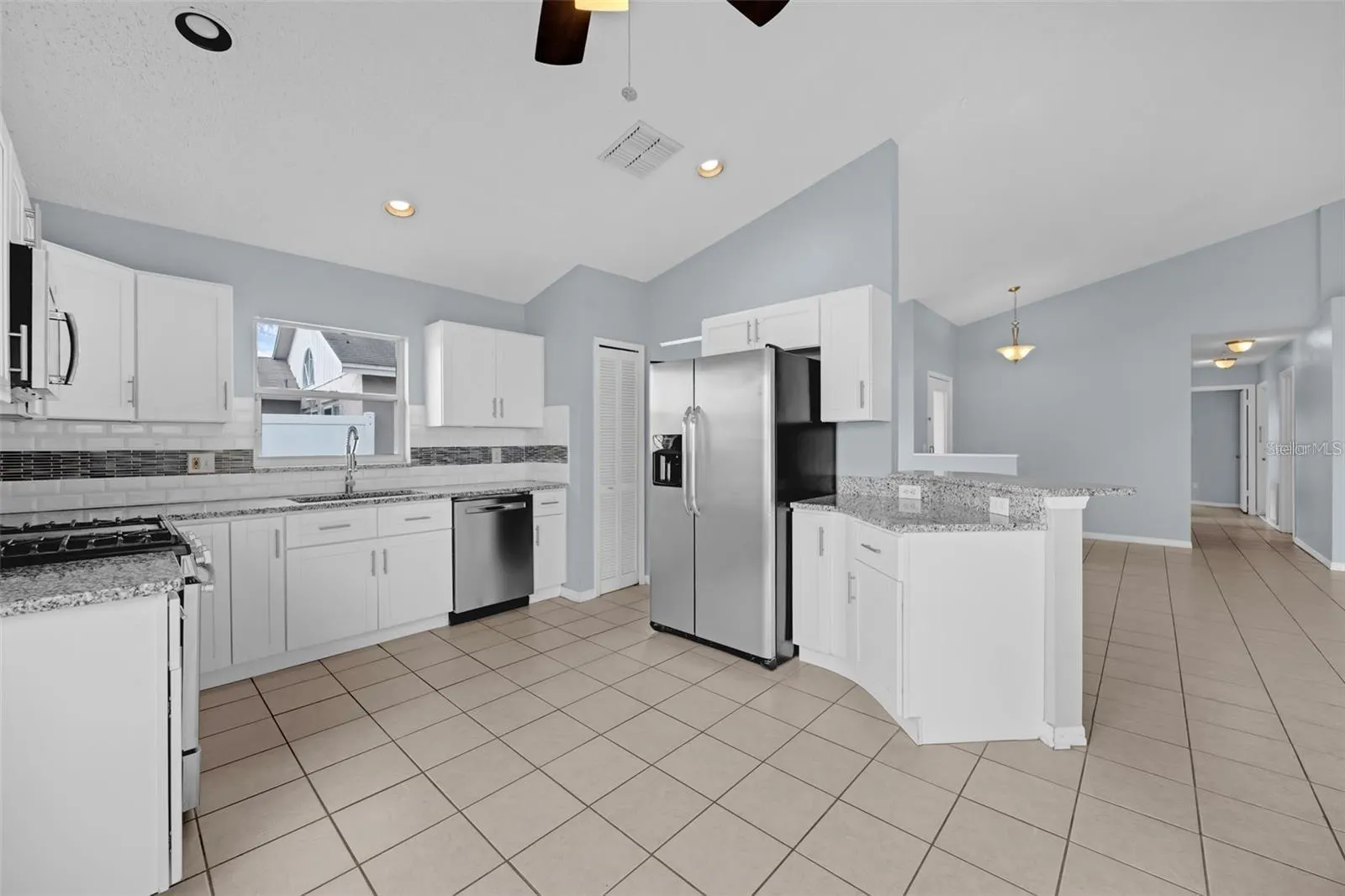 7712 WATER OAK CT